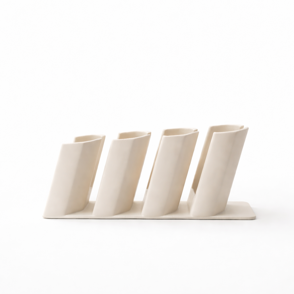 Modern Desk Remote Holder – Minimalist Multi Slot Organizer for TV Remotes, Controllers & Desk Accessories