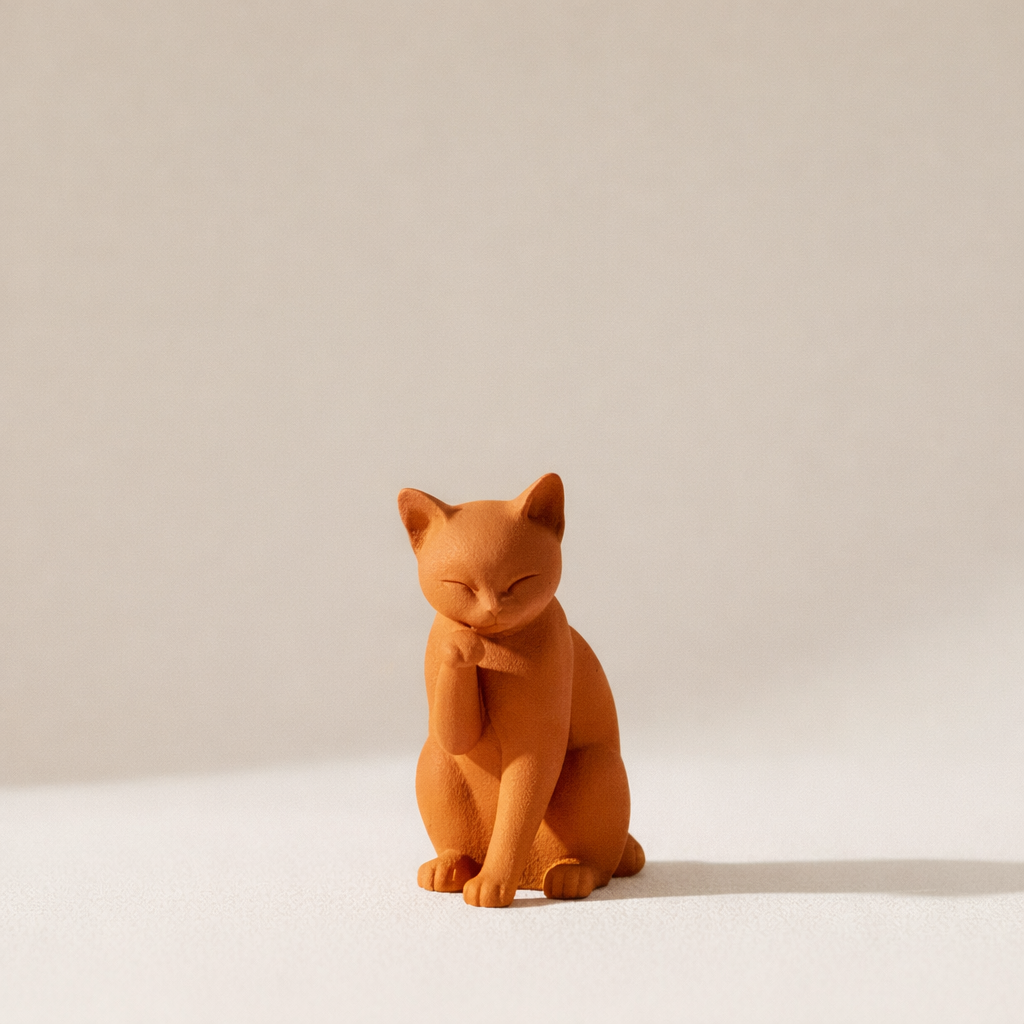 Minimalist Cat Figurine – Decorative Desk & Shelf Accent